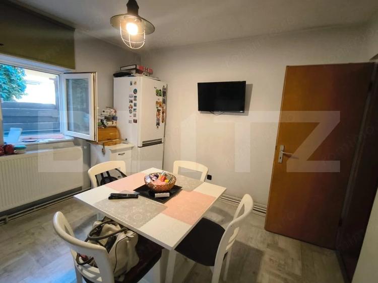 Casă cu Teren 559 Mp în Romanești