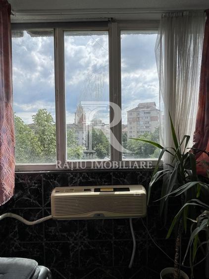Apartament cu 2 camere decomandat, mobilat în Rogerius