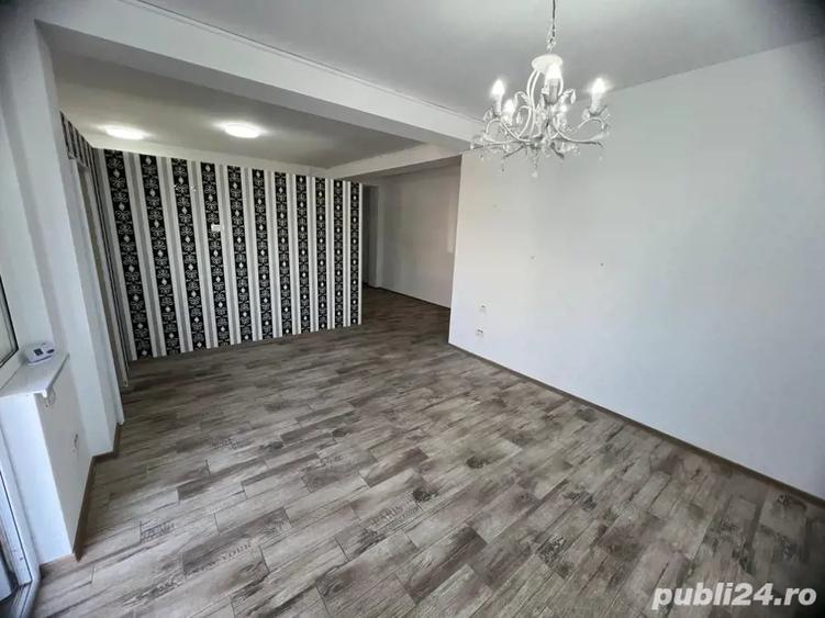 Spațiu comercial, de 54 mp, în Central