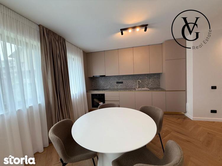 Apartament cu 3 camere semidecomandat, mobilat în Bucureștii Noi