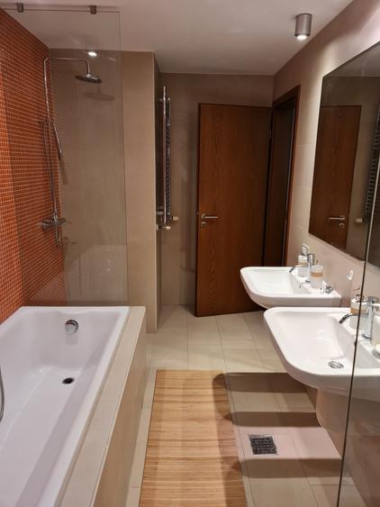 Apartament cu 2 camere decomandat, mobilat în Faleza Nord