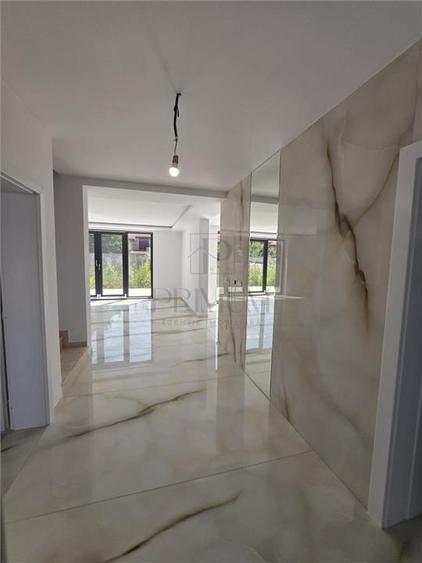 GIROC - CASA INDIVIDUALA - GARAJ - TOATE UTILITATILE - ZONA EXCELENTA - TOATE UT - 4