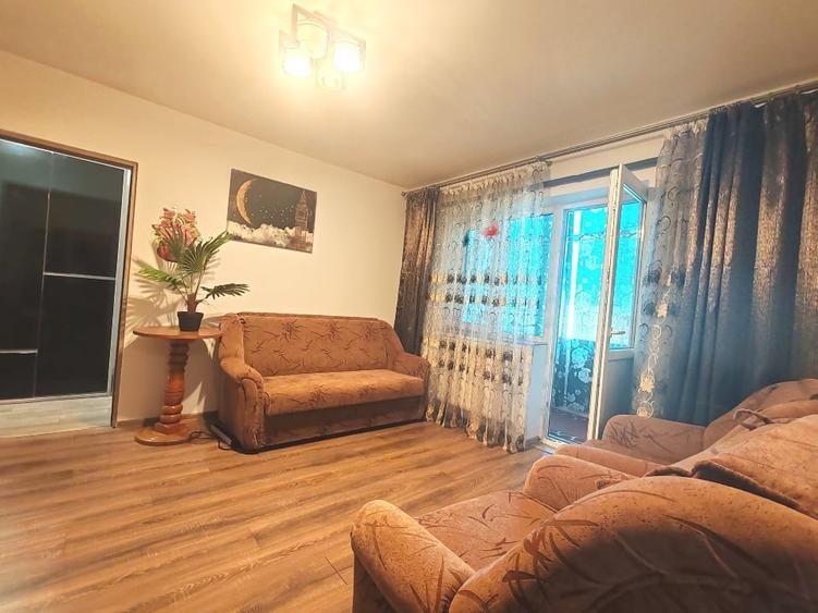 Apartament cu 2 camere semidecomandat în Trivale