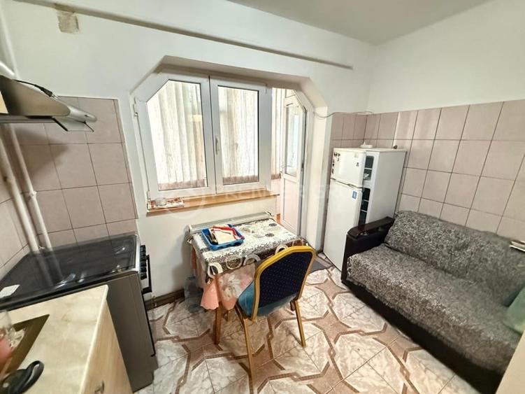 Garsonieră decomandată în Tătărași