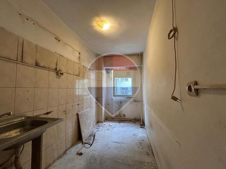 Vanzare Apartament 1 Camera 36mpu Bloc Anvelopat 1986 Metrou Dristor - 3
