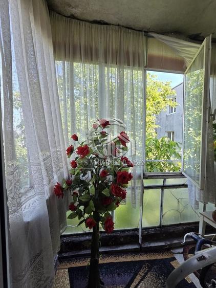 Apartament cu 3 camere în Micro 14