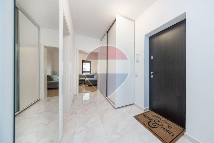 Apartament cu 2 camere, mobilat în Sânpetru