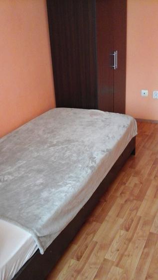 Apartament cu 3 camere decomandat în Dosu Bricii
