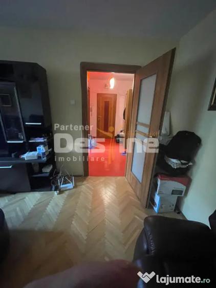 Apartament 3 camere decomandat ,Valea Ialomi?ei - 9