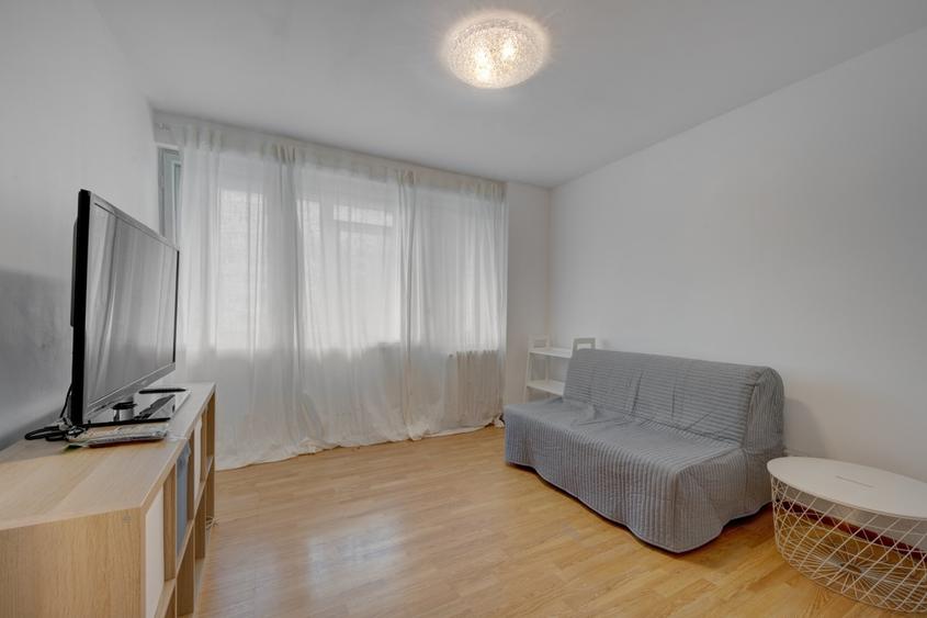 Apartament cu 2 camere semidecomandat, mobilat în Ștefan cel Mare
