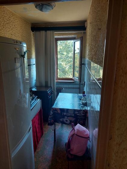 Apartament cu 2 camere semidecomandat în Beba Veche