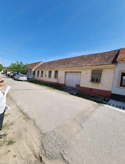 Casă cu Teren 500 Mp în Liubcova