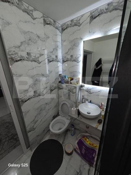 Apartament cu 3 camere decomandat, mobilat în Micro 12