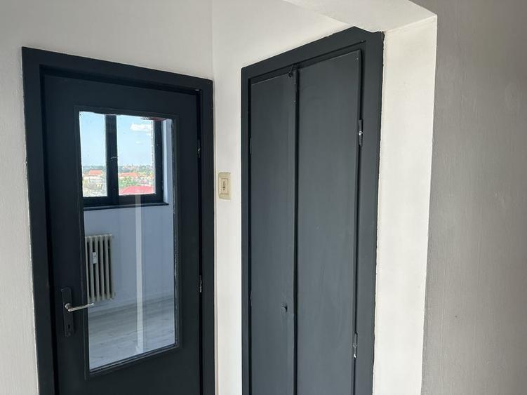 Apartament cu 2 camere decomandat în Podgoria