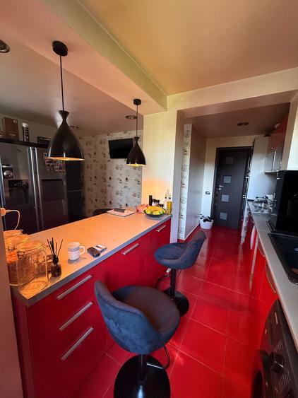 Apartament cu 3 camere decomandat în Muncii