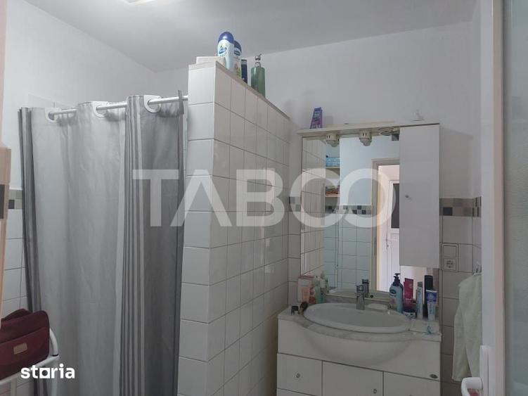 Casă cu 4 camere cu Teren 132 Mp în Central