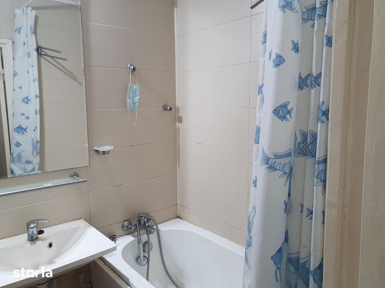 Apartament cu 3 camere în Drumul Taberei