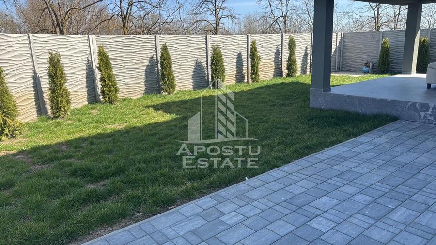Duplex cu 3 camere cu Canalizare în Central