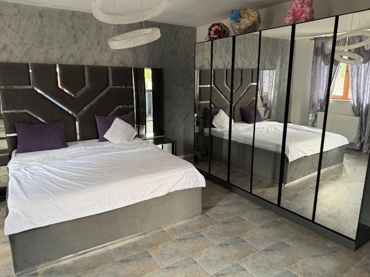 Casă individuală cu 2 camere cu Garaj în Bobda