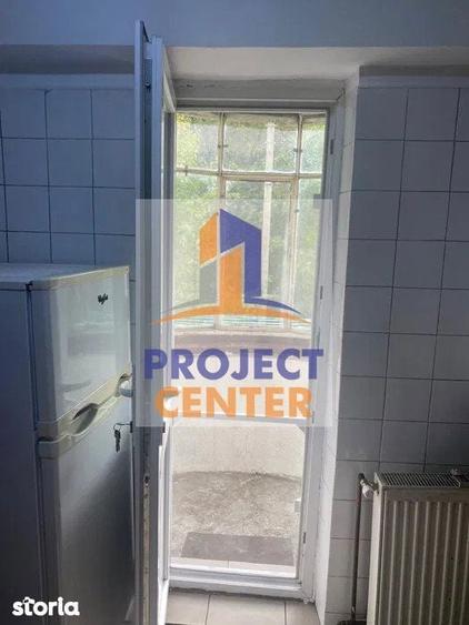 Garsonieră decomandată în Craiovei