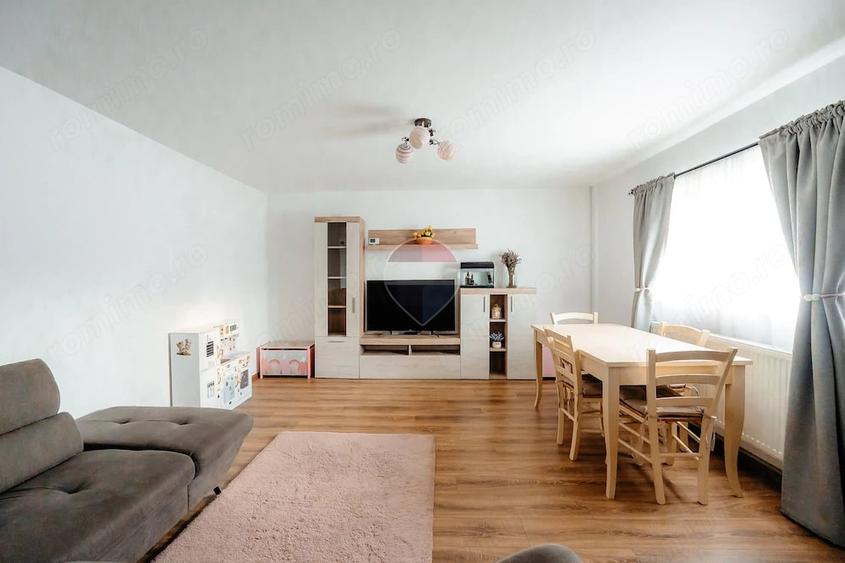 Casă cu Teren 1800 Mp în Udeni-Zăvoi