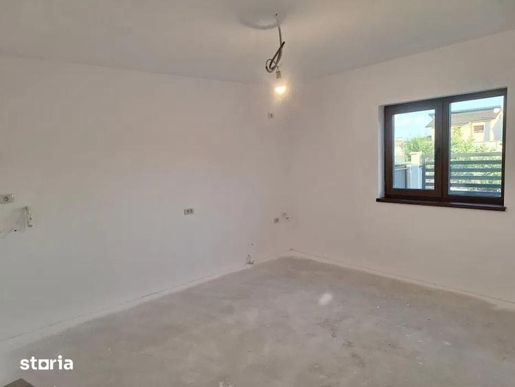 Casă cu 3 camere cu Teren 390 Mp în Central
