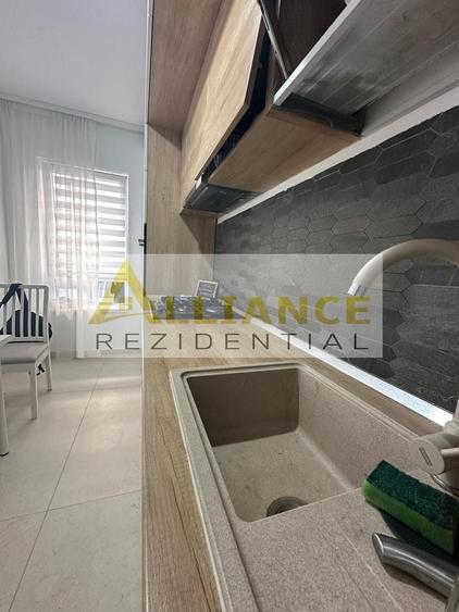 Apartament cu 2 camere decomandat, mobilat în Central