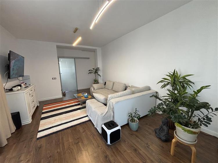 Penthouse cu 3 camere decomandat în Șelimbăr