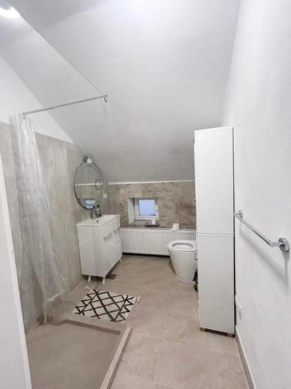 Apartament cu 4 camere în Bălcescu