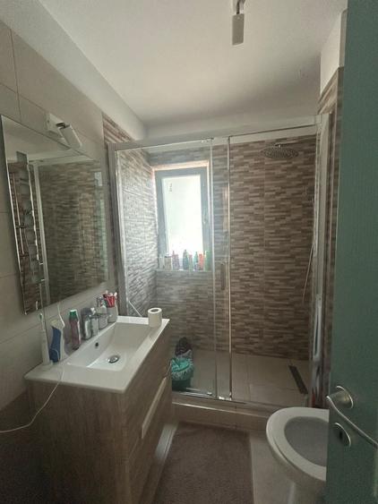 Apartament cu 2 camere decomandat în Europa