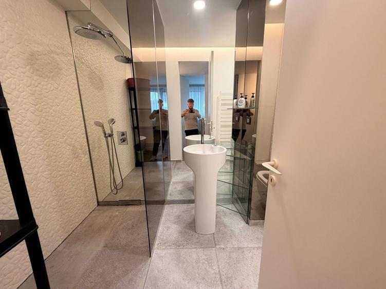 Apartament cu 3 camere în Aviației