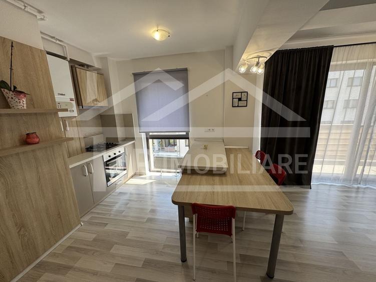 Apartament cu 2 camere decomandat în Livezeni