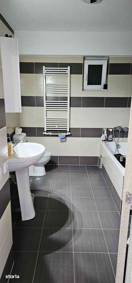 Apartament cu 3 camere decomandat în Burdujeni