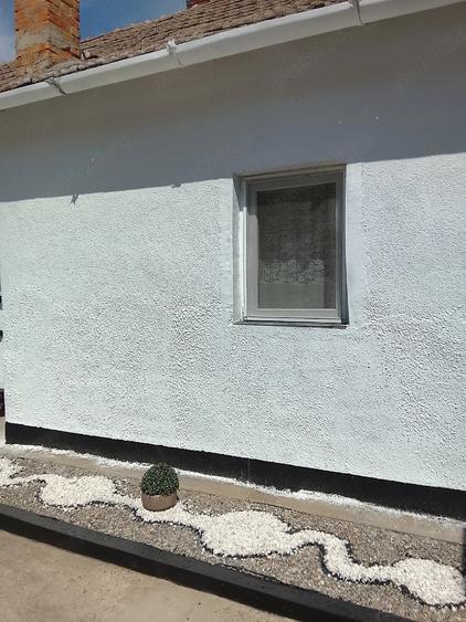 Casă cu Teren 1075 Mp în Central