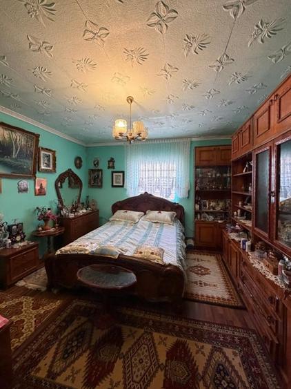 Casă individuală cu 5 camere cu Canalizare în Lascăr Catargiu