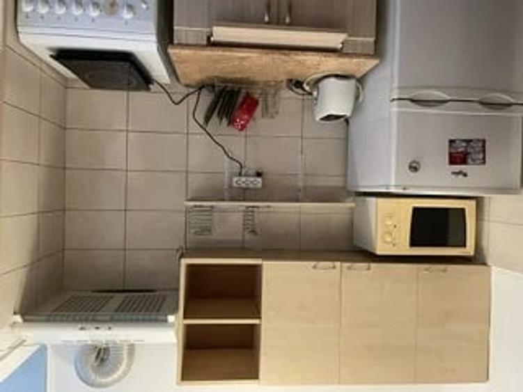 Garsonieră decomandată în Gruia