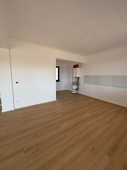 Casă individuală cu 3 camere cu Teren 1010 Mp în Balotești