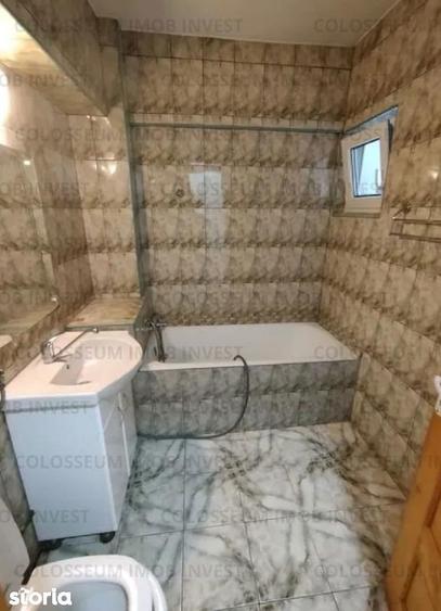 Apartament cu 3 camere decomandat în Valea Cetății