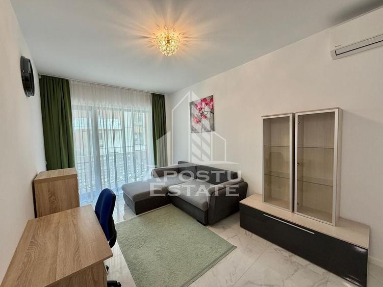 Apartament cu 2 camere semidecomandat, mobilat în Giroc