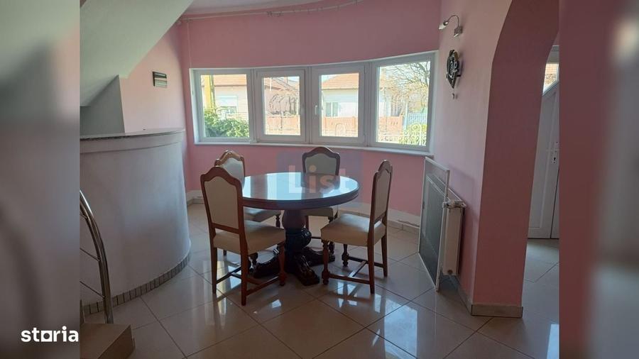 Casă cu 4 camere în Bâlta