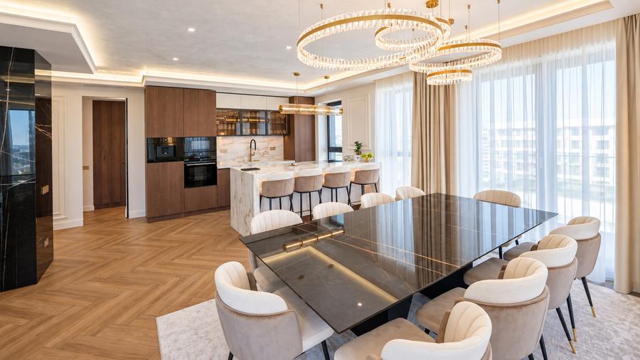 Penthouse cu 4 camere în Pipera