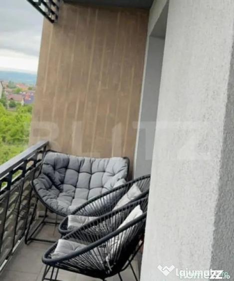 Apartament cu 3 camere decomandat în 13 Decembrie