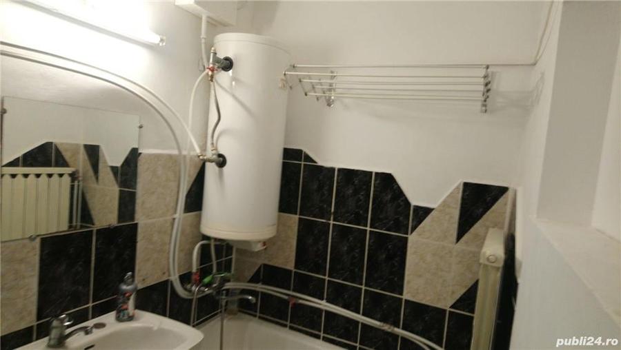 Apartament cu 2 camere decomandat în Orșova