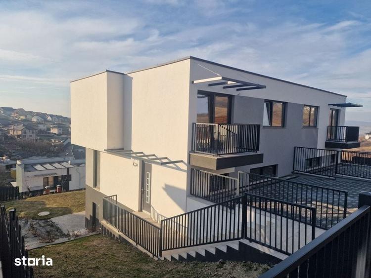 Casă cu 5 camere cu Teren 350 Mp în Central