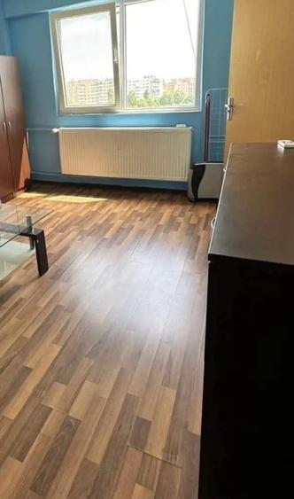 Garsonieră semidecomandată în Tei