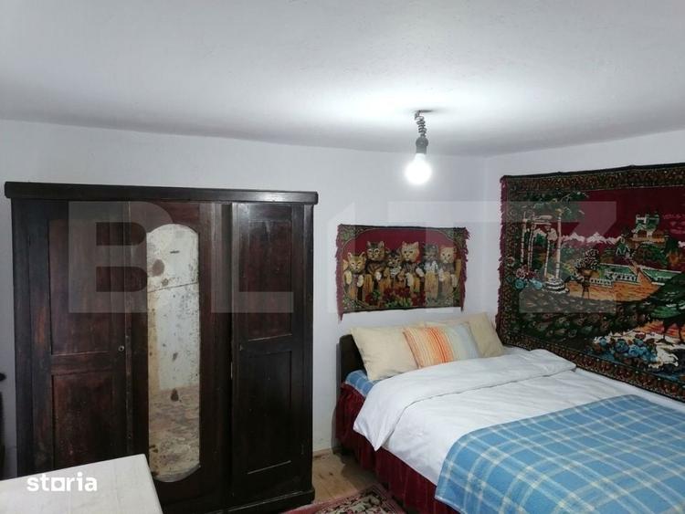 Casă cu 6 camere cu Teren 1056 Mp în Malu cu Flori