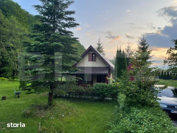 Casă cu 3 camere cu Teren 2460 Mp în Eremitu