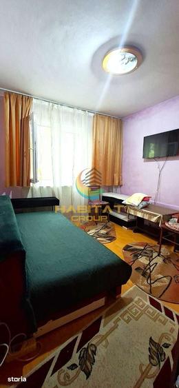 Apartament cu 3 camere semidecomandat în Giurgiului