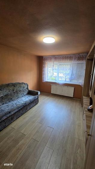 Apartament cu 2 camere nedecomandat în Micro 15
