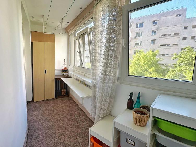 Apartament cu 2 camere semidecomandat în Titan